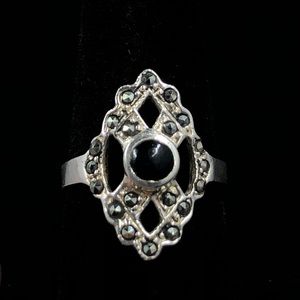 Sterling Silver Onyx & Marcasite ring
